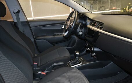 KIA Rio IV, 2019 год, 1 560 000 рублей, 10 фотография