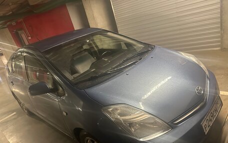 Toyota Prius, 2006 год, 670 000 рублей, 2 фотография
