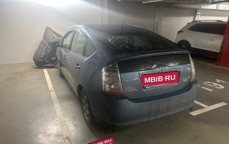 Toyota Prius, 2006 год, 670 000 рублей, 4 фотография