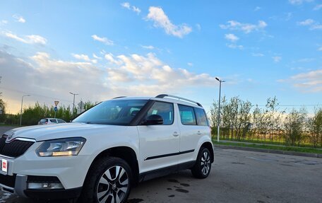 Skoda Yeti I рестайлинг, 2015 год, 1 420 000 рублей, 7 фотография