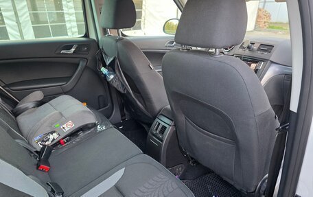 Skoda Yeti I рестайлинг, 2015 год, 1 420 000 рублей, 20 фотография