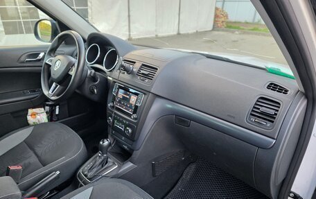Skoda Yeti I рестайлинг, 2015 год, 1 420 000 рублей, 16 фотография