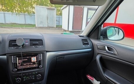 Skoda Yeti I рестайлинг, 2015 год, 1 420 000 рублей, 18 фотография