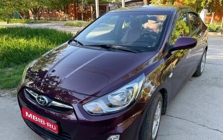 Hyundai Solaris II рестайлинг, 2013 год, 990 000 рублей, 1 фотография