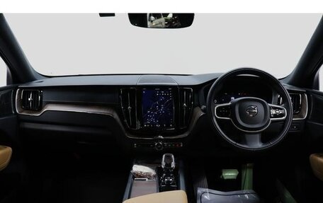 Volvo XC60 II, 2022 год, 4 035 000 рублей, 9 фотография