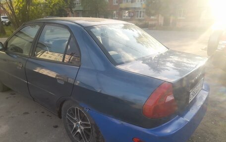 Mitsubishi Mirage VI рестайлинг, 2001 год, 250 000 рублей, 3 фотография