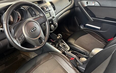KIA Cerato III, 2011 год, 850 000 рублей, 13 фотография