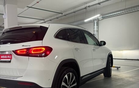 Mercedes-Benz GLA, 2020 год, 4 300 000 рублей, 4 фотография