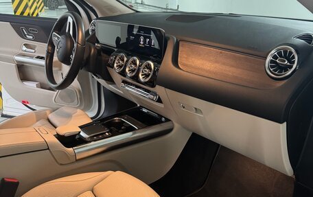 Mercedes-Benz GLA, 2020 год, 4 300 000 рублей, 12 фотография