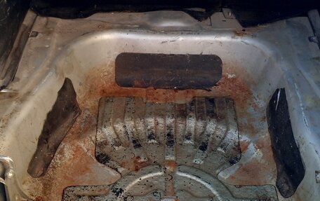 Mitsubishi Carisma I, 2001 год, 320 000 рублей, 11 фотография