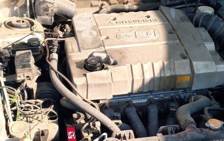 Mitsubishi Carisma I, 2001 год, 320 000 рублей, 3 фотография