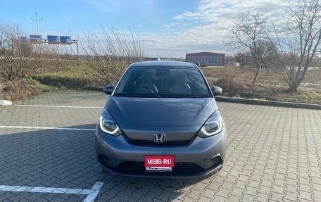 Honda Fit, 2020 год, 1 800 000 рублей, 4 фотография
