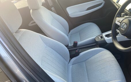 Honda Fit, 2020 год, 1 800 000 рублей, 10 фотография
