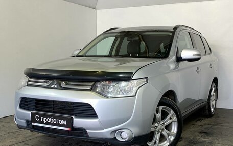 Mitsubishi Outlander III рестайлинг 3, 2014 год, 1 119 000 рублей, 3 фотография