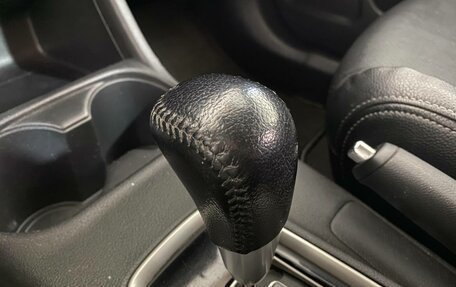 Mitsubishi Outlander III рестайлинг 3, 2014 год, 1 119 000 рублей, 11 фотография