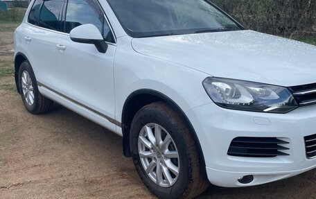 Volkswagen Touareg III, 2012 год, 2 450 000 рублей, 2 фотография