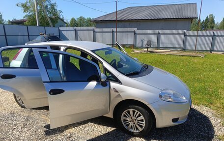 Fiat Punto III Punto Evo рестайлинг, 2010 год, 600 000 рублей, 2 фотография