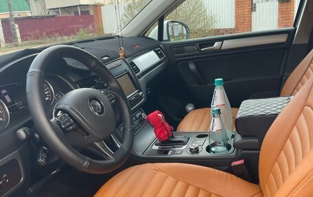 Volkswagen Touareg III, 2012 год, 2 450 000 рублей, 8 фотография