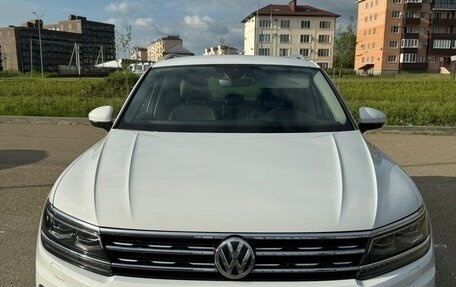 Volkswagen Tiguan II, 2019 год, 2 500 000 рублей, 5 фотография