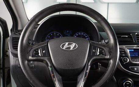 Hyundai Solaris II рестайлинг, 2015 год, 750 000 рублей, 12 фотография