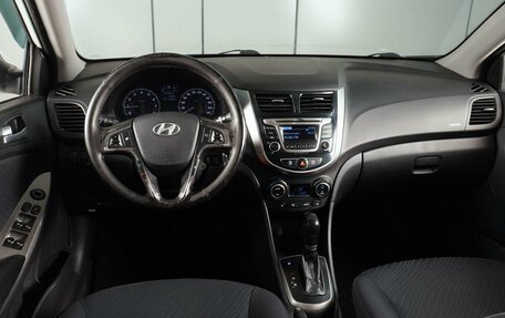 Hyundai Solaris II рестайлинг, 2015 год, 750 000 рублей, 6 фотография
