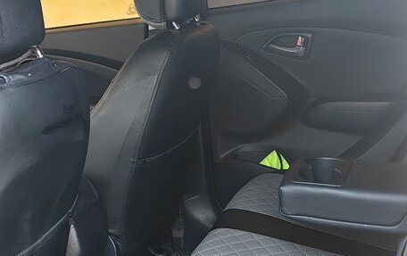 Hyundai ix35 I рестайлинг, 2015 год, 1 400 000 рублей, 10 фотография