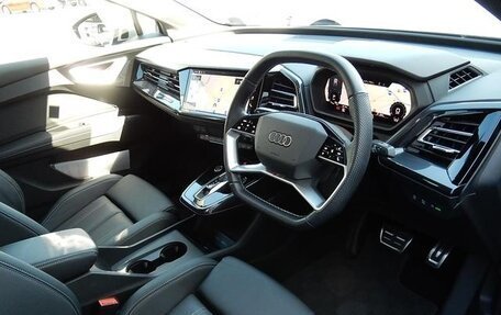 Audi Q4 e-tron, 2022 год, 4 625 000 рублей, 8 фотография