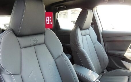 Audi Q4 e-tron, 2022 год, 4 625 000 рублей, 7 фотография