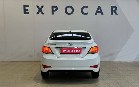 Hyundai Solaris II рестайлинг, 2015 год, 1 050 000 рублей, 4 фотография