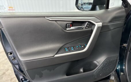 Toyota RAV4, 2020 год, 3 137 000 рублей, 15 фотография