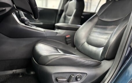 Toyota RAV4, 2020 год, 3 137 000 рублей, 11 фотография