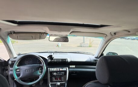 Audi A4, 1997 год, 290 000 рублей, 17 фотография
