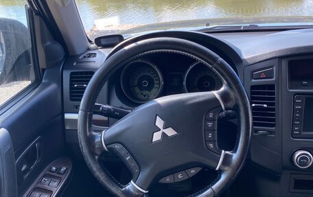 Mitsubishi Pajero IV, 2011 год, 1 720 000 рублей, 7 фотография