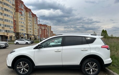 Toyota RAV4, 2018 год, 2 540 000 рублей, 10 фотография