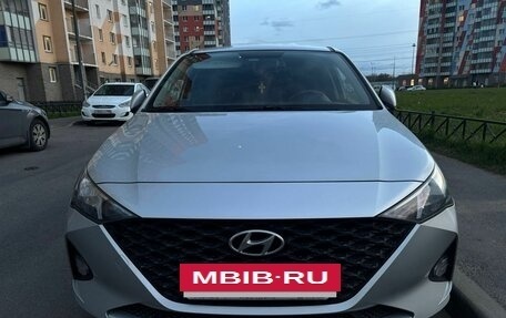 Hyundai Solaris II рестайлинг, 2020 год, 1 550 000 рублей, 2 фотография