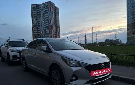 Hyundai Solaris II рестайлинг, 2020 год, 1 550 000 рублей, 3 фотография