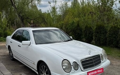 Mercedes-Benz E-Класс, 2000 год, 630 000 рублей, 1 фотография