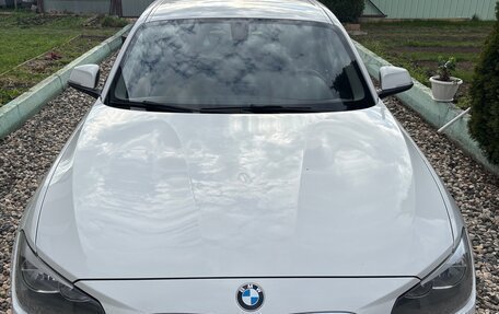 BMW 1 серия, 2011 год, 1 400 000 рублей, 2 фотография