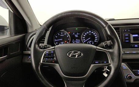 Hyundai Elantra VI рестайлинг, 2017 год, 1 385 000 рублей, 11 фотография