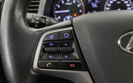 Hyundai Elantra VI рестайлинг, 2017 год, 1 385 000 рублей, 13 фотография