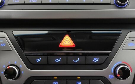 Hyundai Elantra VI рестайлинг, 2017 год, 1 385 000 рублей, 17 фотография