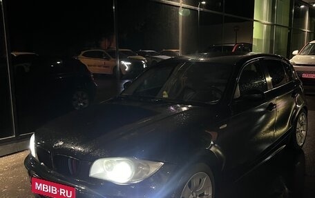 BMW 1 серия, 2005 год, 800 000 рублей, 5 фотография