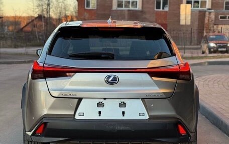 Lexus UX I, 2021 год, 3 300 000 рублей, 8 фотография