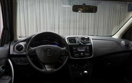 Renault Sandero II рестайлинг, 2015 год, 1 070 000 рублей, 6 фотография