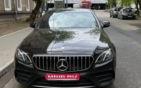 Mercedes-Benz E-Класс, 2016 год, 3 990 000 рублей, 2 фотография