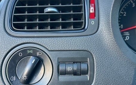 Volkswagen Polo VI (EU Market), 2015 год, 1 300 000 рублей, 10 фотография