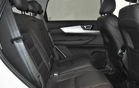 Chery Tiggo 8 Pro, 2021 год, 1 860 000 рублей, 17 фотография