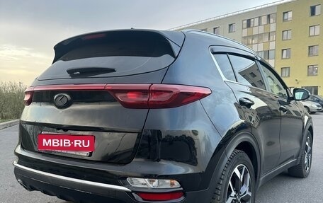 KIA Sportage IV рестайлинг, 2018 год, 2 200 000 рублей, 6 фотография