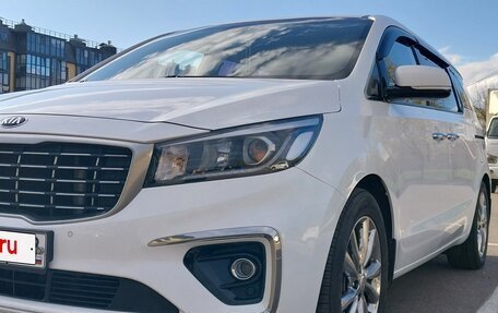 KIA Carnival III, 2019 год, 3 229 000 рублей, 14 фотография