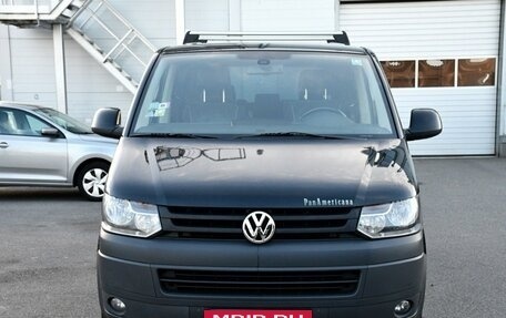 Volkswagen Multivan T5, 2012 год, 2 499 000 рублей, 2 фотография